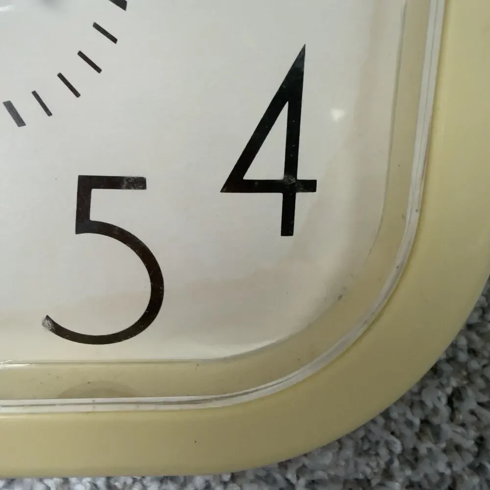 Vtg MCM Spartus Wall Clock Quartz Tested & WORKS CREAM BEIGE Made USA